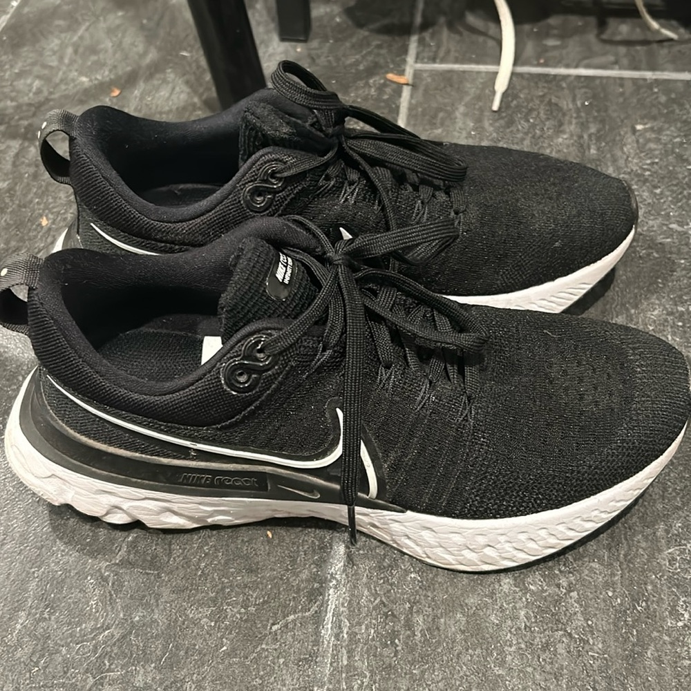 Barely worn Nike Reacts